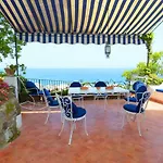 Aglaia Luxury Seaview ヴィラ カザミッチョラ・テルメ